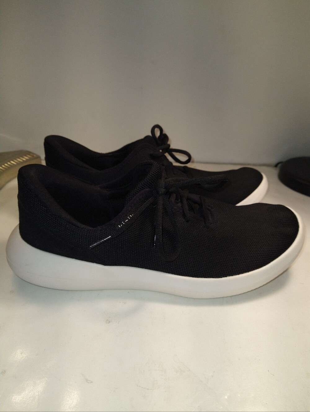 Kizik Madrid Eco Knit Black Sneakers Shoes Men's sz 10.5.